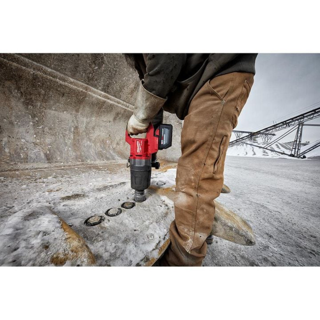 Milwaukee M18 FUEL 1 in. D-Handle High Torque Impact Wrench with ONE-KEY Kit