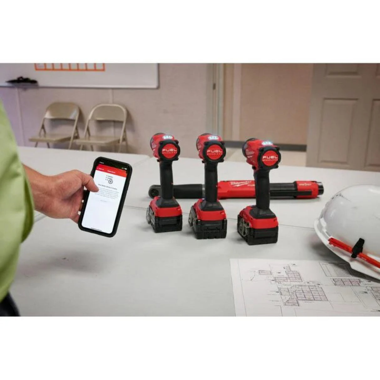 Milwaukee M18 FUEL 3/8 in Controlled Torque Compact Impact Wrench (Bare Tool) with TORQUE-SENSE