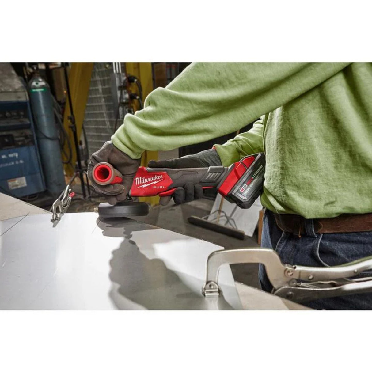 Milwaukee M18 FUEL 4 1/2 In. / 5 In. Variable Speed Braking Grinder with No Lock Paddle Switch (Bare Tool)