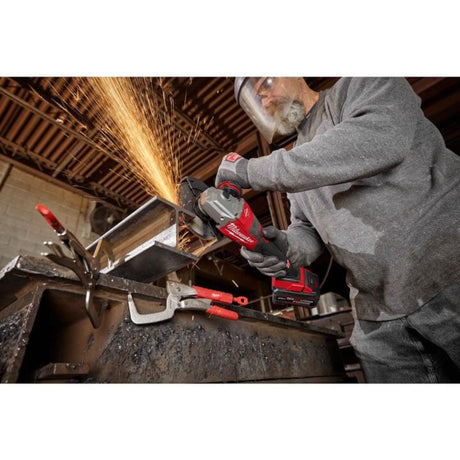Milwaukee M18 FUEL 4-1/2 Inch-6 Inch Braking Grinder, Slide Switch (Bare Tool)