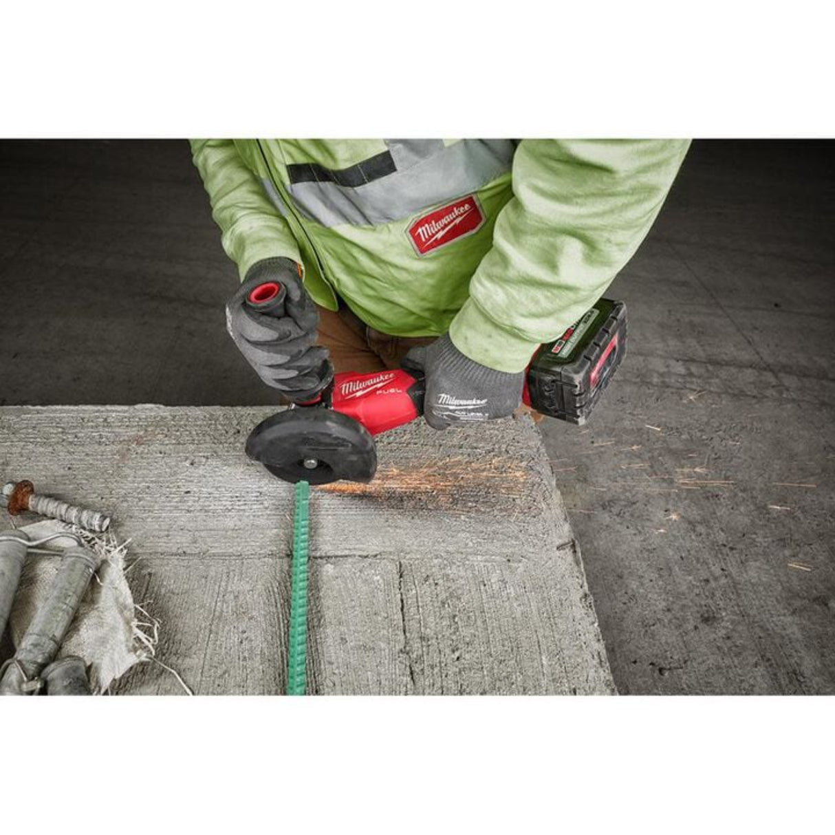 Milwaukee M18 FUEL 4 1/2inch / 5inch Braking Grinder (Bare Tool)