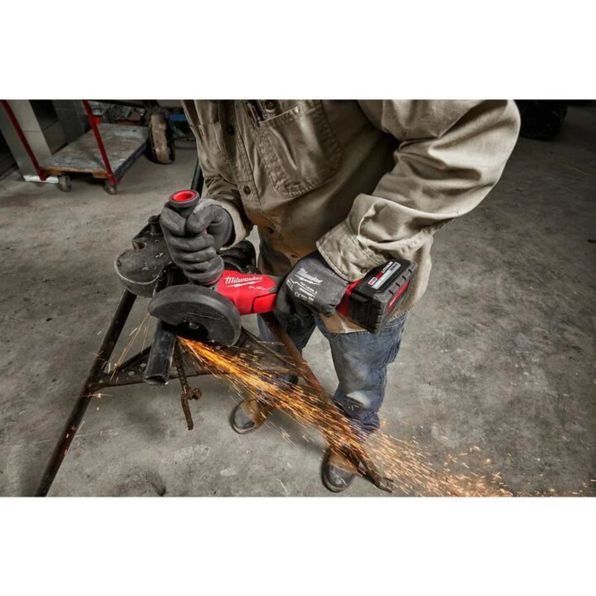 Milwaukee M18 FUEL 4 1/2inch / 5inch Braking Grinder Paddle Switch No Lock (Bare Tool)