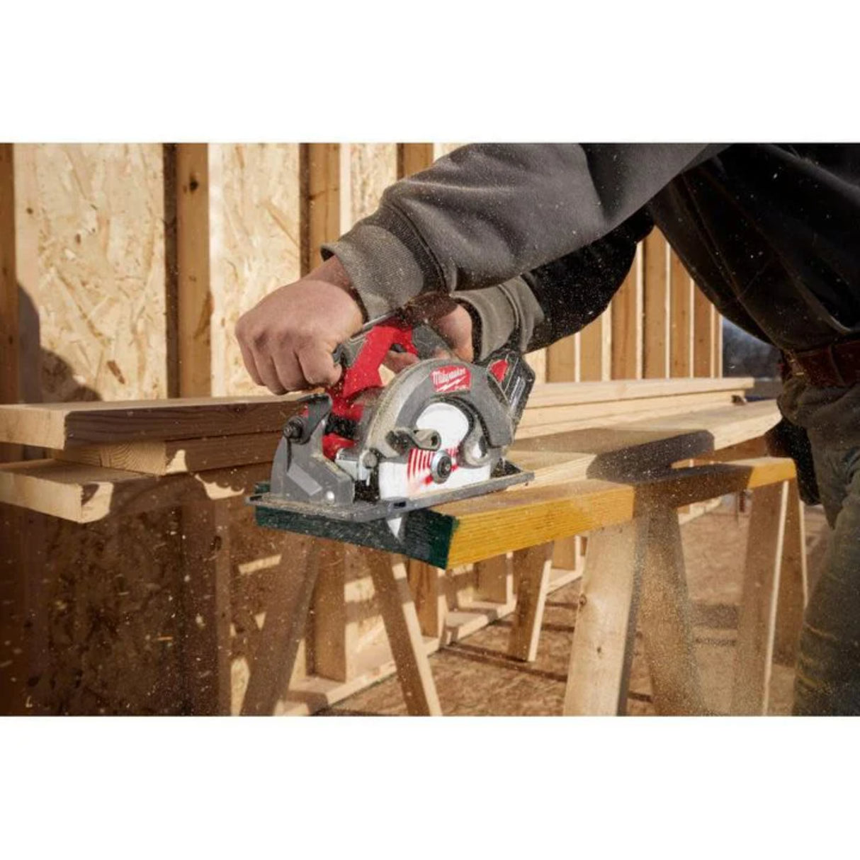 Milwaukee M18 FUEL 6-1/2 Inch Circular Saw (Bare Tool)