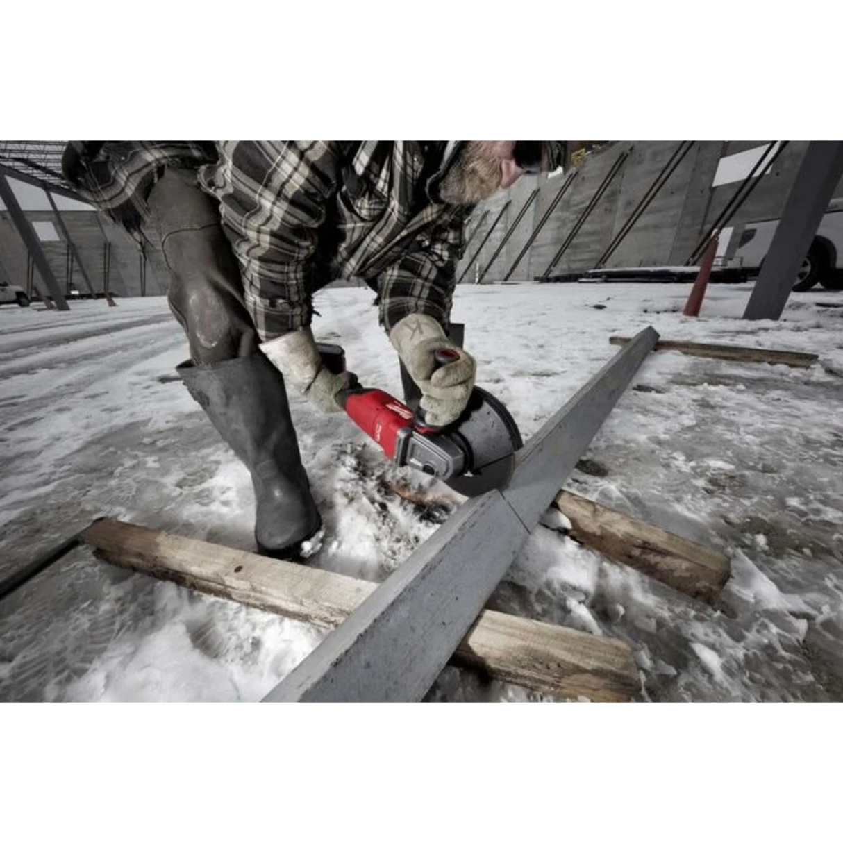 Milwaukee M18 FUEL 7 in. / 9 in. Large Angle Grinder (Bare Tool)
