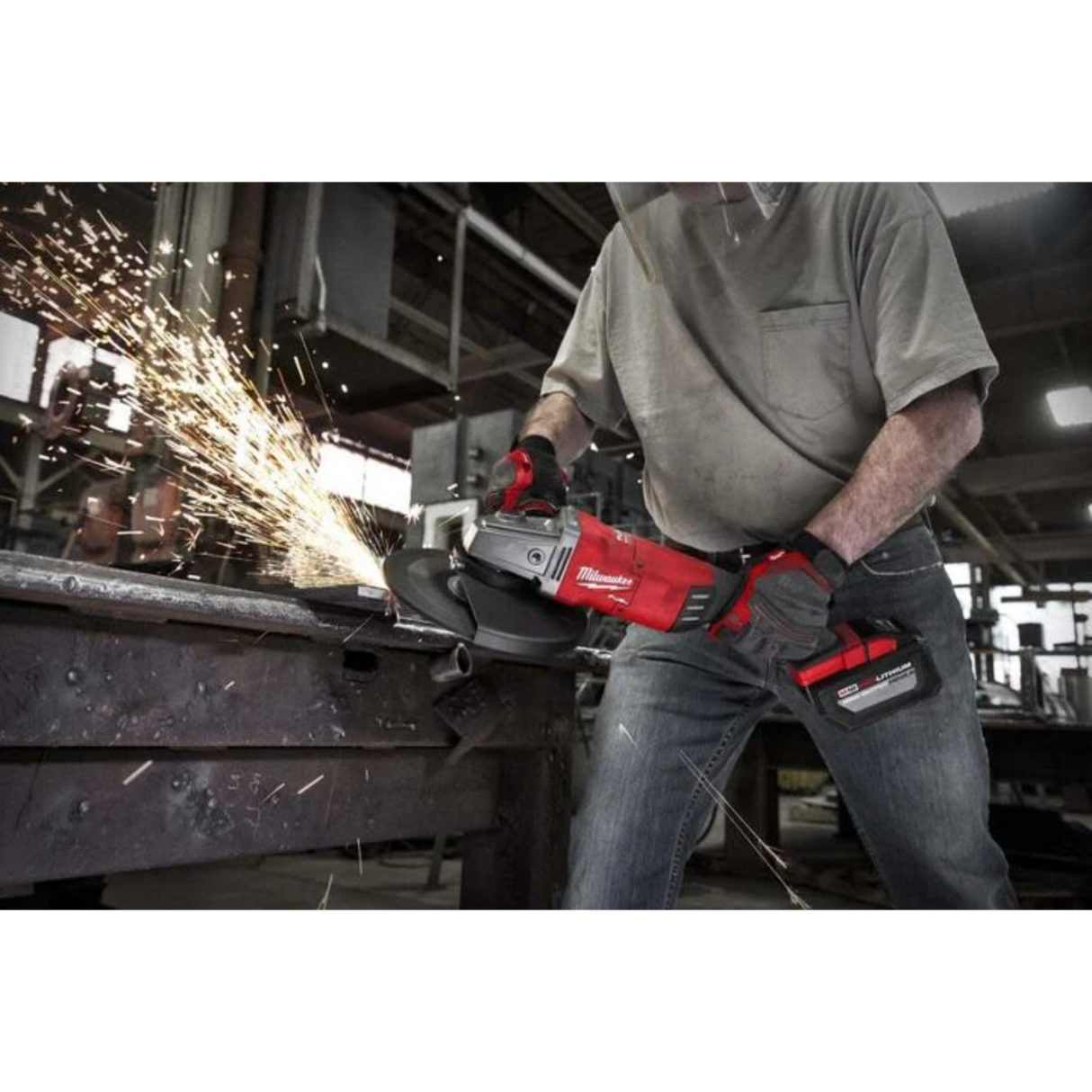 Milwaukee M18 FUEL 7 in. / 9 in. Large Angle Grinder (Bare Tool)