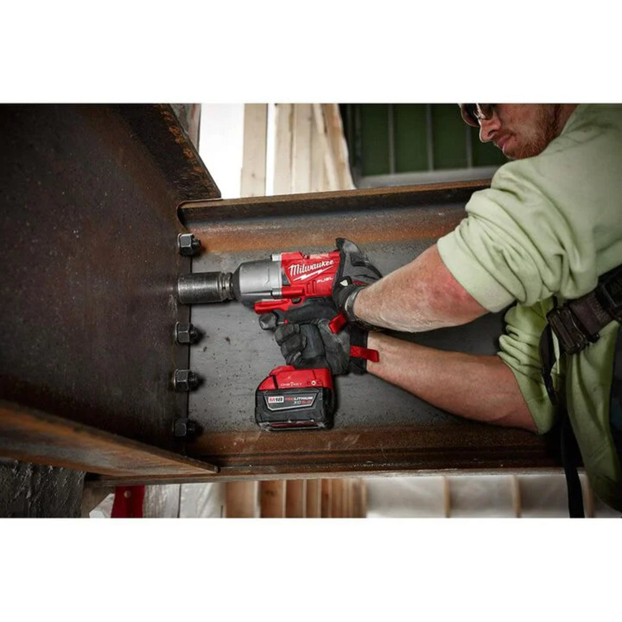 Milwaukee M18 FUEL with ONE-KEY High Torque Impact Wrench 1/2 in Friction Ring (Bare Tool)