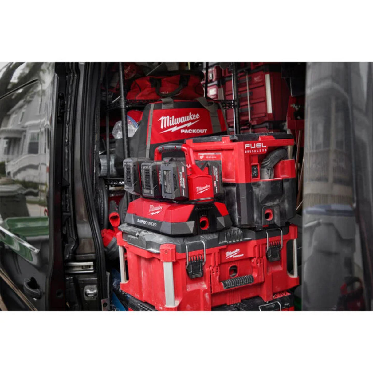 Milwaukee M18 PACKOUT Six Bay Rapid Charger