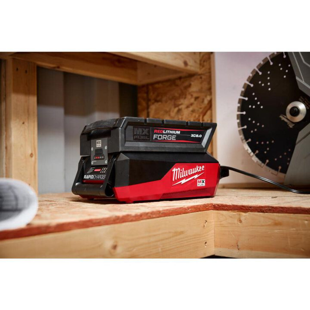 Milwaukee MX FUEL Rapid Charger