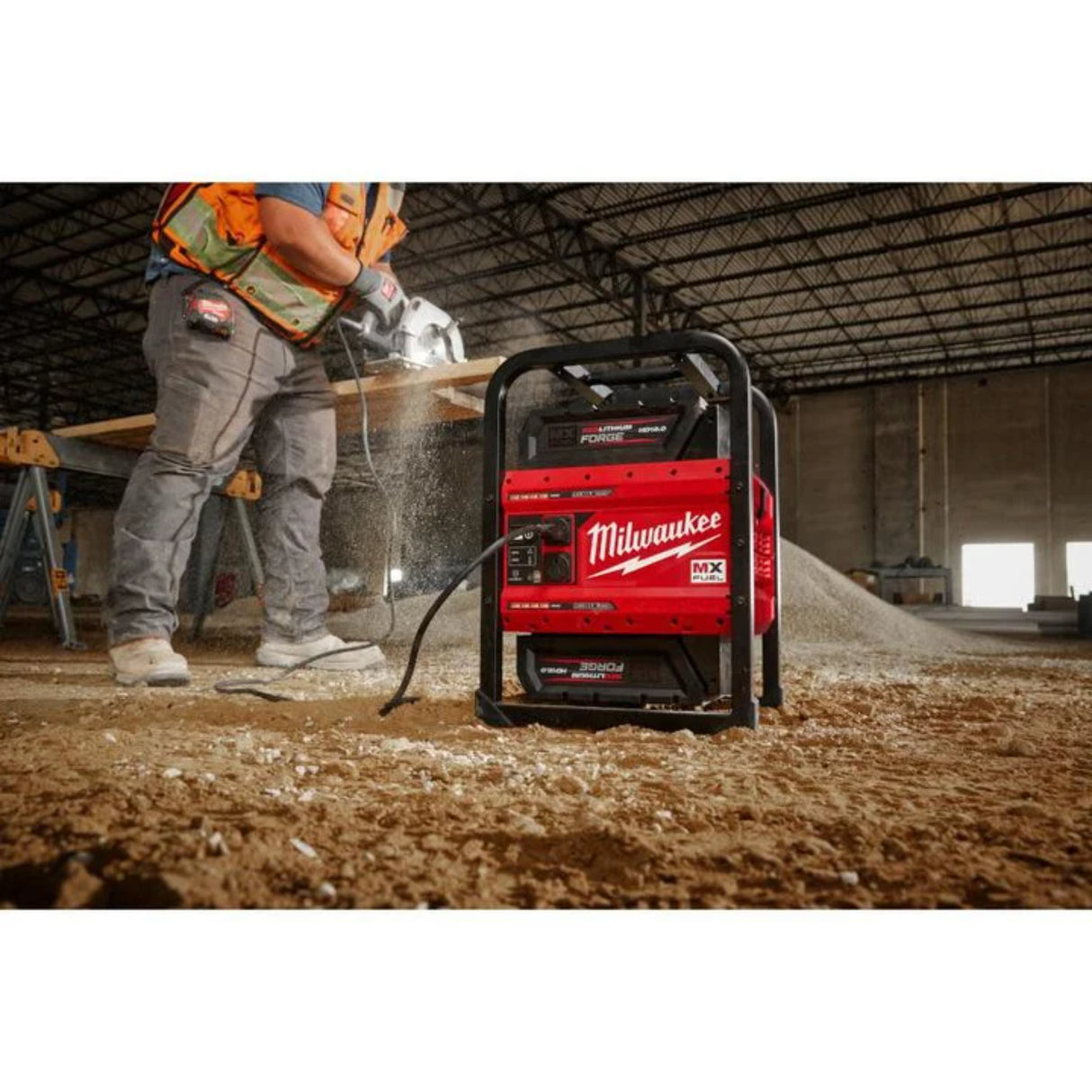Milwaukee MX FUEL REDLITHIUM FORGE HD 72V 12Ah Lithium Ion Power Tool Battery Pack with Fuel Indicator